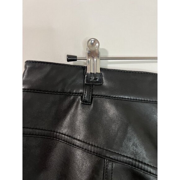Aritzia Black Wilfred Rebel Vegan Faux Leather Pants Side Pockets Size 10 - Picture 9 of 9